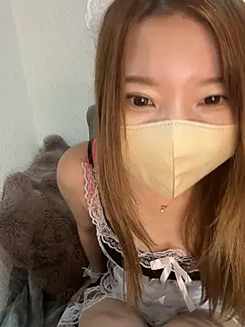 Snapshot of yuuhichan chatting on 18, 10, 2025 yuuhichan online show from 18, 10, 2025