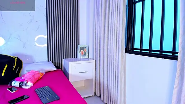 StephanAndSamantha online show from 13, 10, 2025