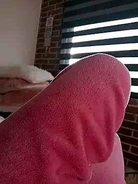 Snapshot of Ternura_Prohibida chatting on 25, 11, 2025 Ternura Prohibida online show from 25, 11, 2025