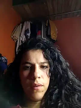 lucerocutte online show from 13, 4, 2026