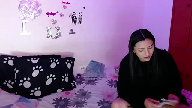 EvaHarryy online show from 4, 7, 2026