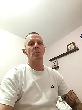 Luka83  online show from 19, 10, 2025