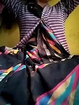 Snapshot of Gopika_Dudi chatting on 23, 11, 2025 Gopika Dudi online show from 23, 11, 2025