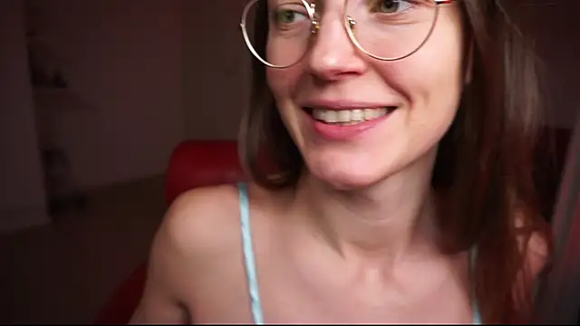 Snapshot of Scorpion_Peach chatting on 12, 11, 2025 Scorpion Peach online show from 12, 11, 2025