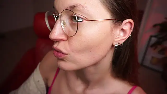 Snapshot of Scorpion_Peach chatting on 13, 11, 2025 Scorpion Peach online show from 13, 11, 2025