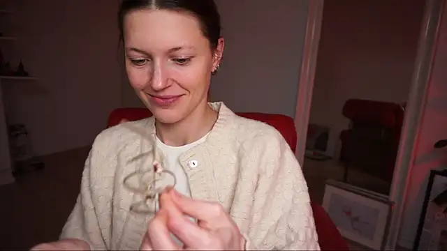 Snapshot of Scorpion_Peach chatting on 14, 11, 2025 Scorpion Peach online show from 14, 11, 2025