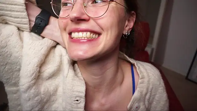 Snapshot of Scorpion_Peach chatting on 2, 12, 2025 Scorpion Peach online show from 2, 12, 2025