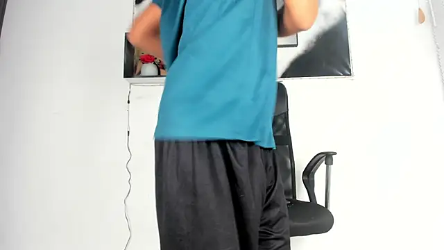 tyler twink boy online show from 1, 10, 2025