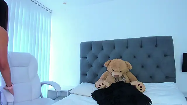 VictoriaParkeer online show from 9, 10, 2025