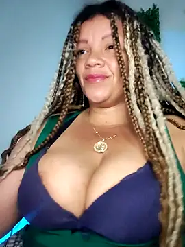 Eva Luxei online show from 1, 2, 2026