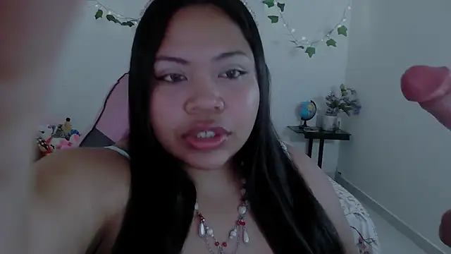 Snapshot of Juicy_elenxx chatting on 20, 10, 2025 Juicy elenxx online show from 20, 10, 2025