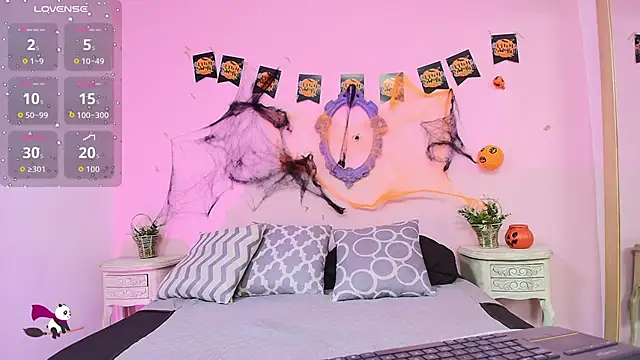 Snapshot of Nahomi_Rivera chatting on 30, 10, 2025 Nahomi Rivera online show from 30, 10, 2025