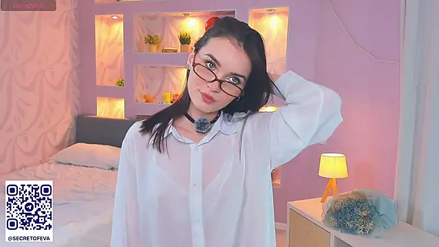 Snapshot of TeriRipka chatting on 7, 11, 2025 TeriRipka online show from 7, 11, 2025