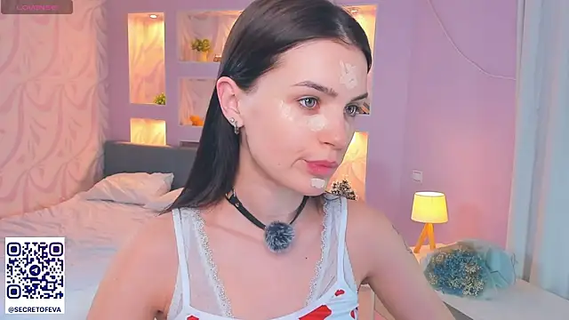 Snapshot of TeriRipka chatting on 12, 11, 2025 TeriRipka online show from 12, 11, 2025