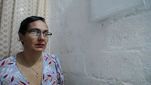 gabbyparker  online show from 1, 11, 2025