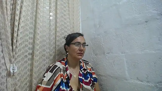 gabbyparker  online show from 13, 4, 2026