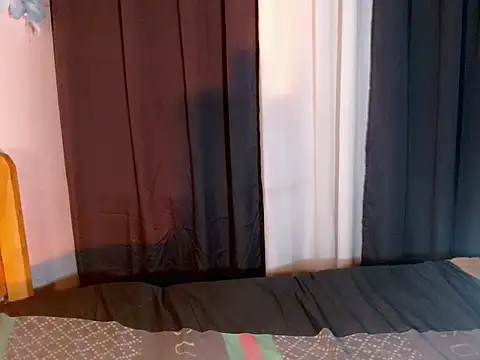 Snapshot of addicted_to_alex chatting on 25, 9, 2025 addicted to alex online show from 25, 9, 2025