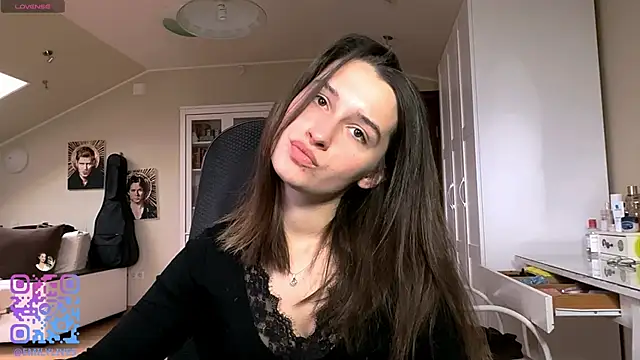 Snapshot of DarlineBrustera chatting on 19, 4, 2026 DarlineBrustera online show from 19, 4, 2026