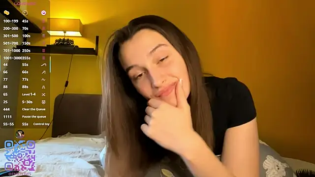 Snapshot of DarlineBrustera chatting on 9, 5, 2026 DarlineBrustera online show from 9, 5, 2026