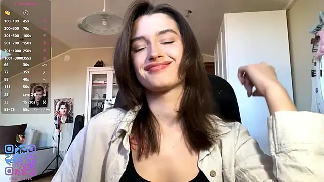 Snapshot of DarlineBrustera chatting on 23, 5, 2026 DarlineBrustera online show from 23, 5, 2026
