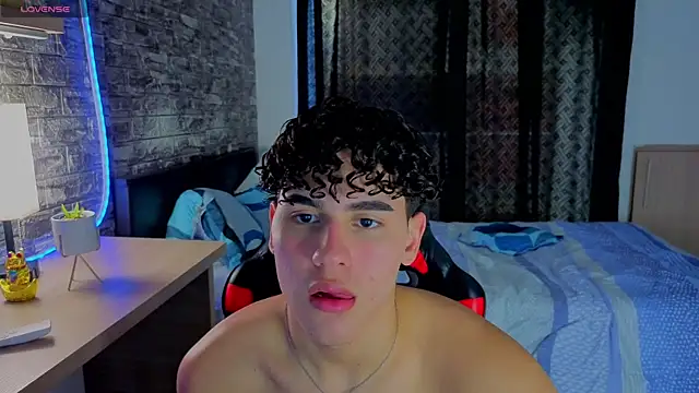 Theimperialboys  online show from 18, 4, 2026