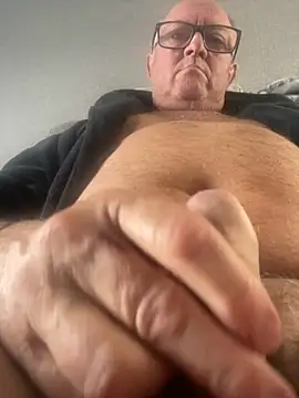 Snapshot of naughtygrandad1 chatting on 14, 9, 2025 naughtygrandad1 online show from 14, 9, 2025