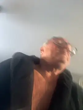 Snapshot of naughtygrandad1 chatting on 24, 9, 2025 naughtygrandad1 online show from 24, 9, 2025