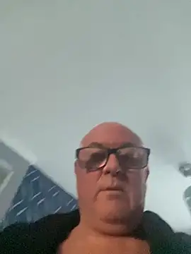 Snapshot of naughtygrandad1 chatting on 29, 10, 2025 naughtygrandad1 online show from 29, 10, 2025