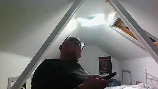 Snapshot of naughtygrandad1 chatting on 29, 10, 2025 naughtygrandad1 online show from 29, 10, 2025