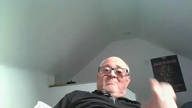 Snapshot of naughtygrandad1 chatting on 2, 11, 2025 naughtygrandad1 online show from 2, 11, 2025