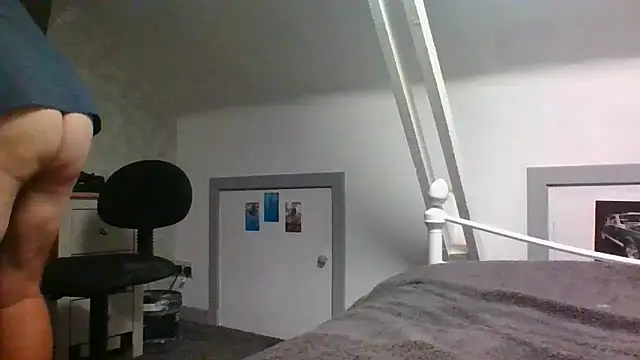 Snapshot of naughtygrandad1 chatting on 10, 11, 2025 naughtygrandad1 online show from 10, 11, 2025