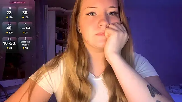 PandaFluff online show from 7, 10, 2025