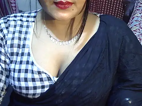 Nusrat Faria07 online show from 4, 11, 2025