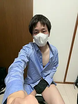 Snapshot of gHayato chatting on 1, 3, 2026 gHayato online show from 1, 3, 2026