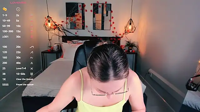 Lexi terele online show from 30, 10, 2025