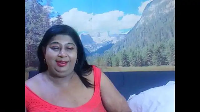 Snapshot of indianhoney694u chatting on 17, 3, 2026 indianhoney694u online show from 17, 3, 2026