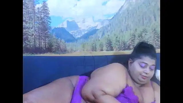 Snapshot of indianhoney694u chatting on 27, 3, 2026 indianhoney694u online show from 27, 3, 2026