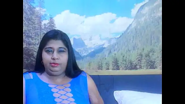 Snapshot of indianhoney694u chatting on 9, 4, 2026 indianhoney694u online show from 9, 4, 2026
