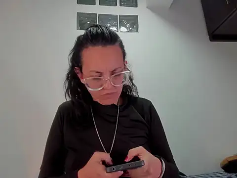 dalila macherano1 online show from 16, 10, 2025