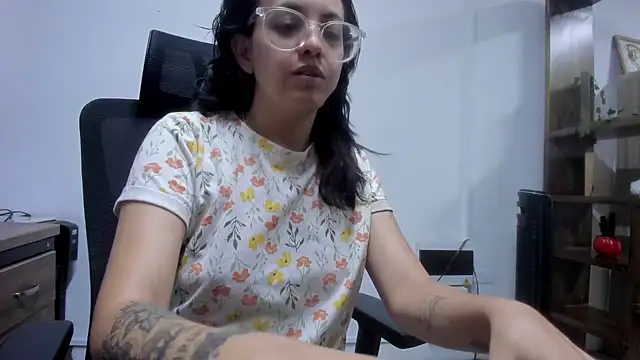 dalila macherano1 online show from 10, 11, 2025