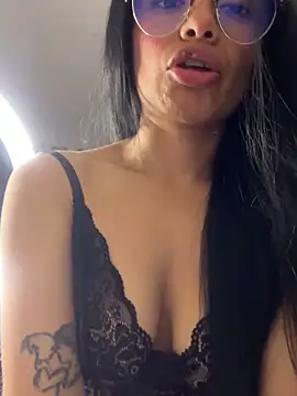 Snapshot of Melissa_coch chatting on 2, 11, 2025 Melissa coch online show from 2, 11, 2025