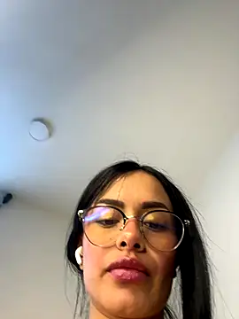 Snapshot of Melissa_coch chatting on 14, 11, 2025 Melissa coch online show from 14, 11, 2025