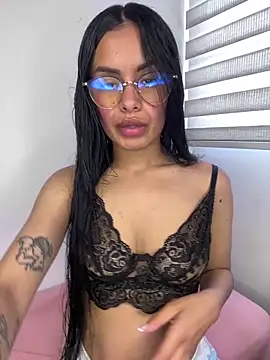 Snapshot of Melissa_coch chatting on 5, 12, 2025 Melissa coch online show from 5, 12, 2025