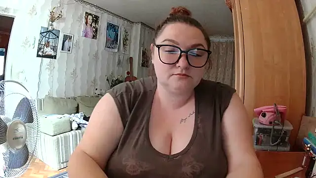 Snapshot of AngelQSky chatting on 21, 7, 2026 AngelQSky online show from 21, 7, 2026