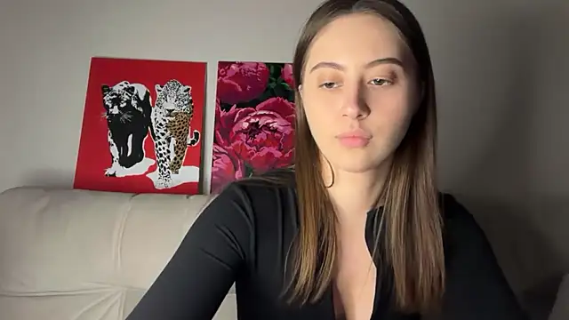 StellarAlice online show from 2, 4, 2026