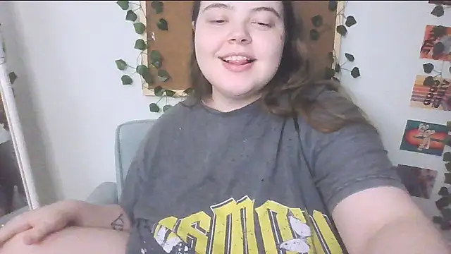 Snapshot of brattyprincessemma chatting on 19, 9, 2025 brattyprincessemma online show from 19, 9, 2025