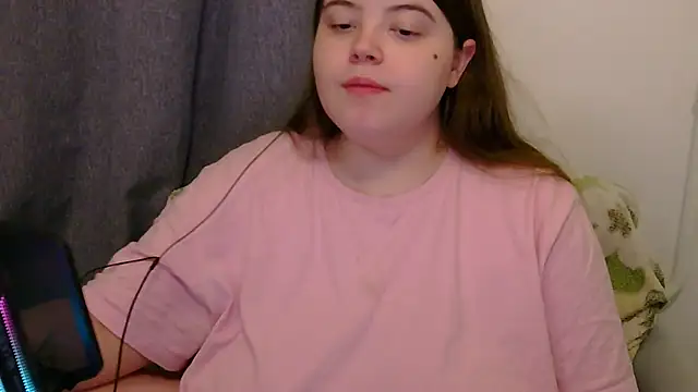 Snapshot of brattyprincessemma chatting on 31, 10, 2025 brattyprincessemma online show from 31, 10, 2025