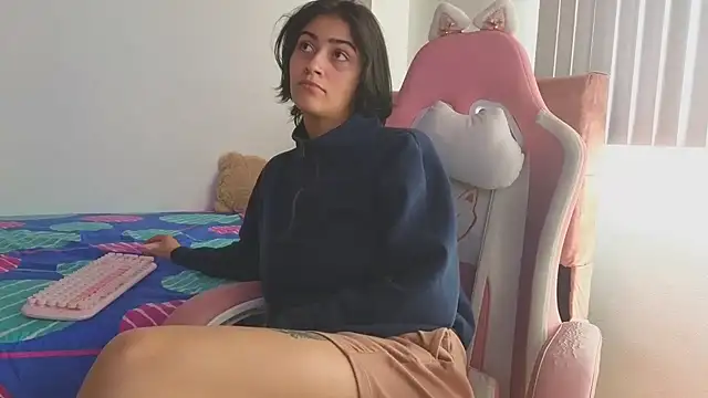 Crystal Star  online show from 3, 11, 2025