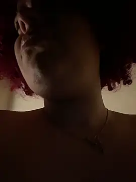 Snapshot of Enyagleam_ chatting on 11, 10, 2025 Enyagleam online show from 11, 10, 2025