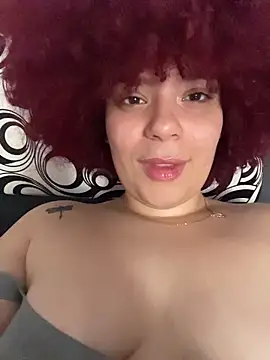 Snapshot of Enyagleam_ chatting on 27, 10, 2025 Enyagleam online show from 27, 10, 2025